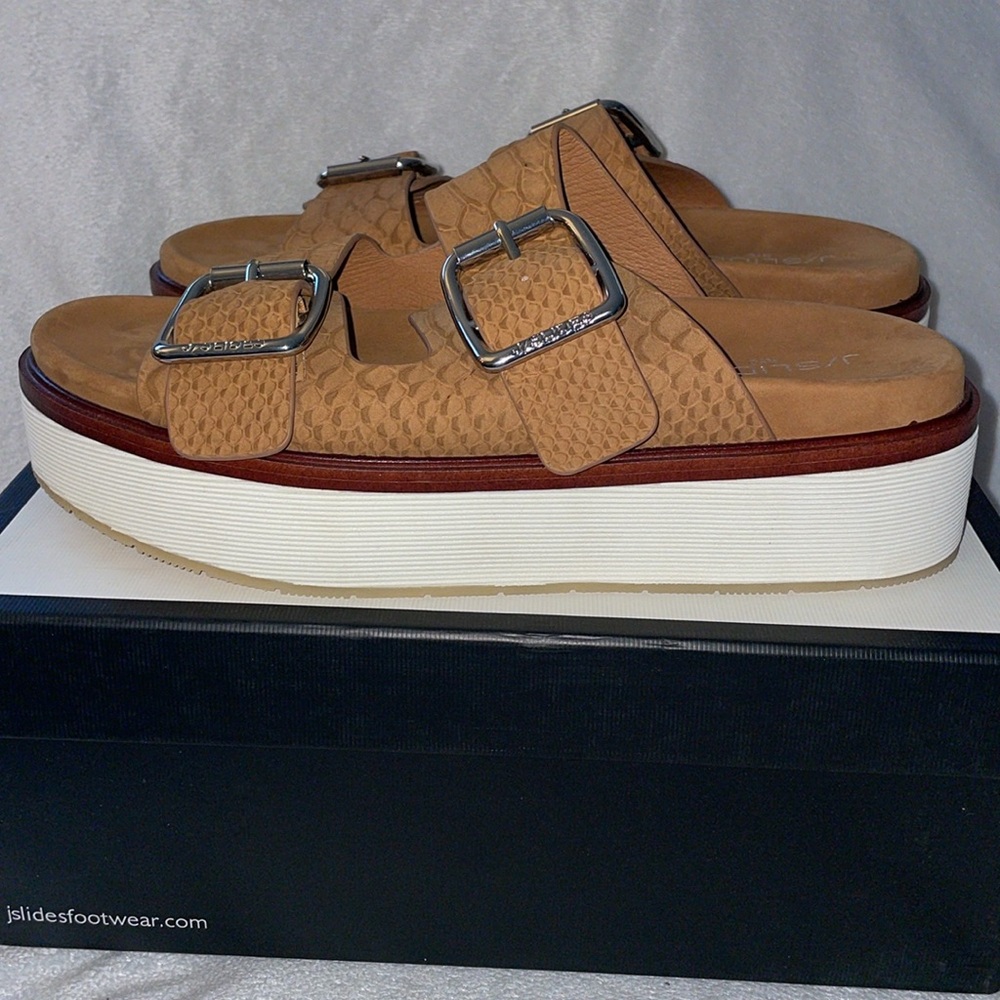 NWT J/SLIDES BOWIE Tan Embossed Leather Sandal - Picture 9 of 12